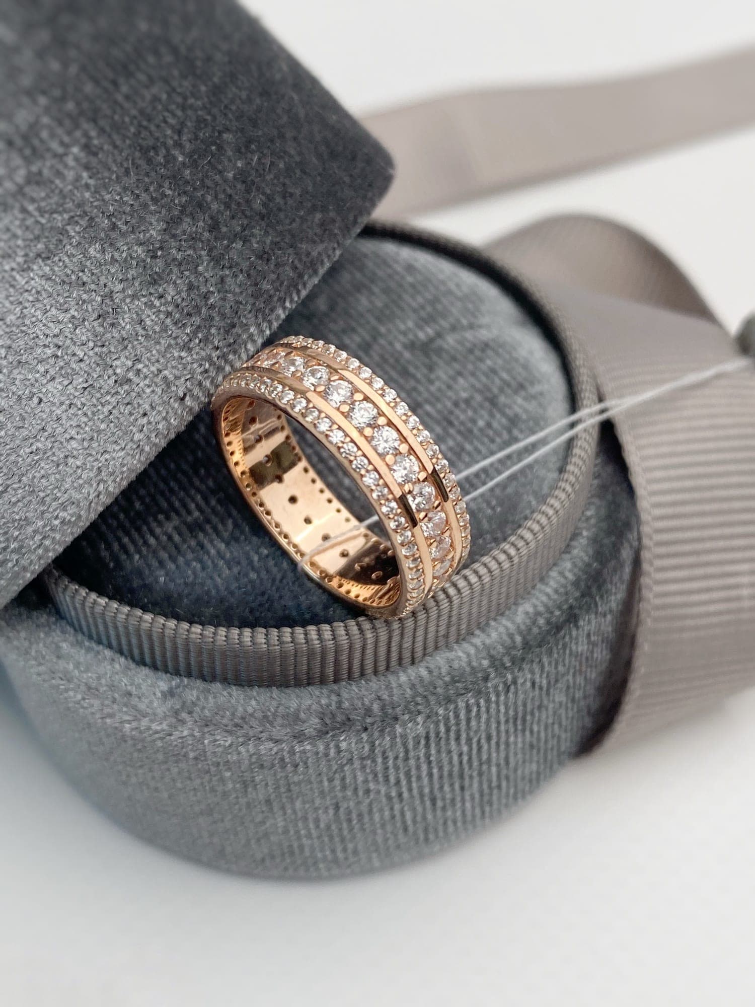 Wide gold-plated sterling silver 925 ring with cubic zirconia