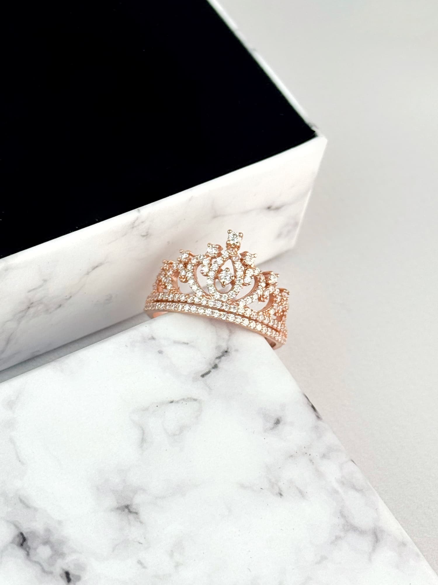 Gold-plated sterling silver 925 crown ring with zircons