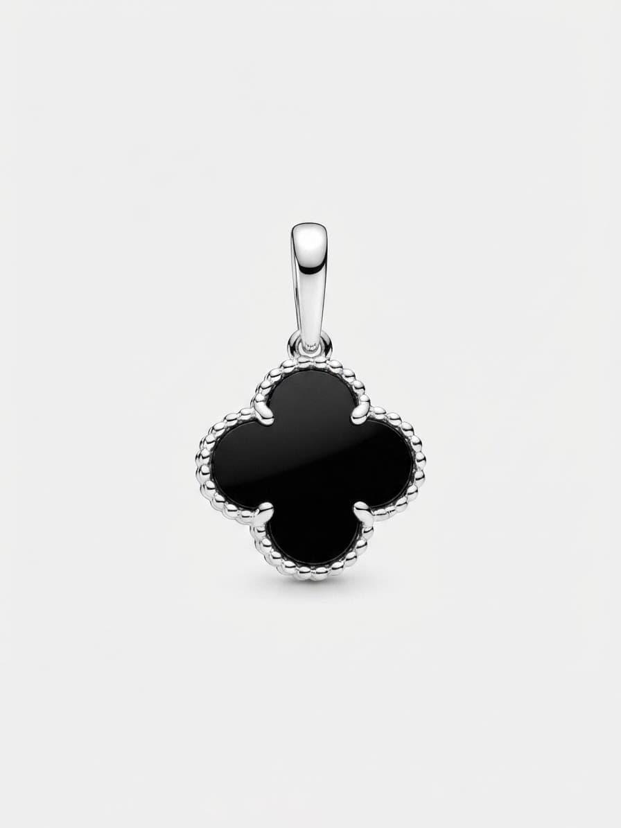 Rhodium-plated silver “Clover” pendant with onyx