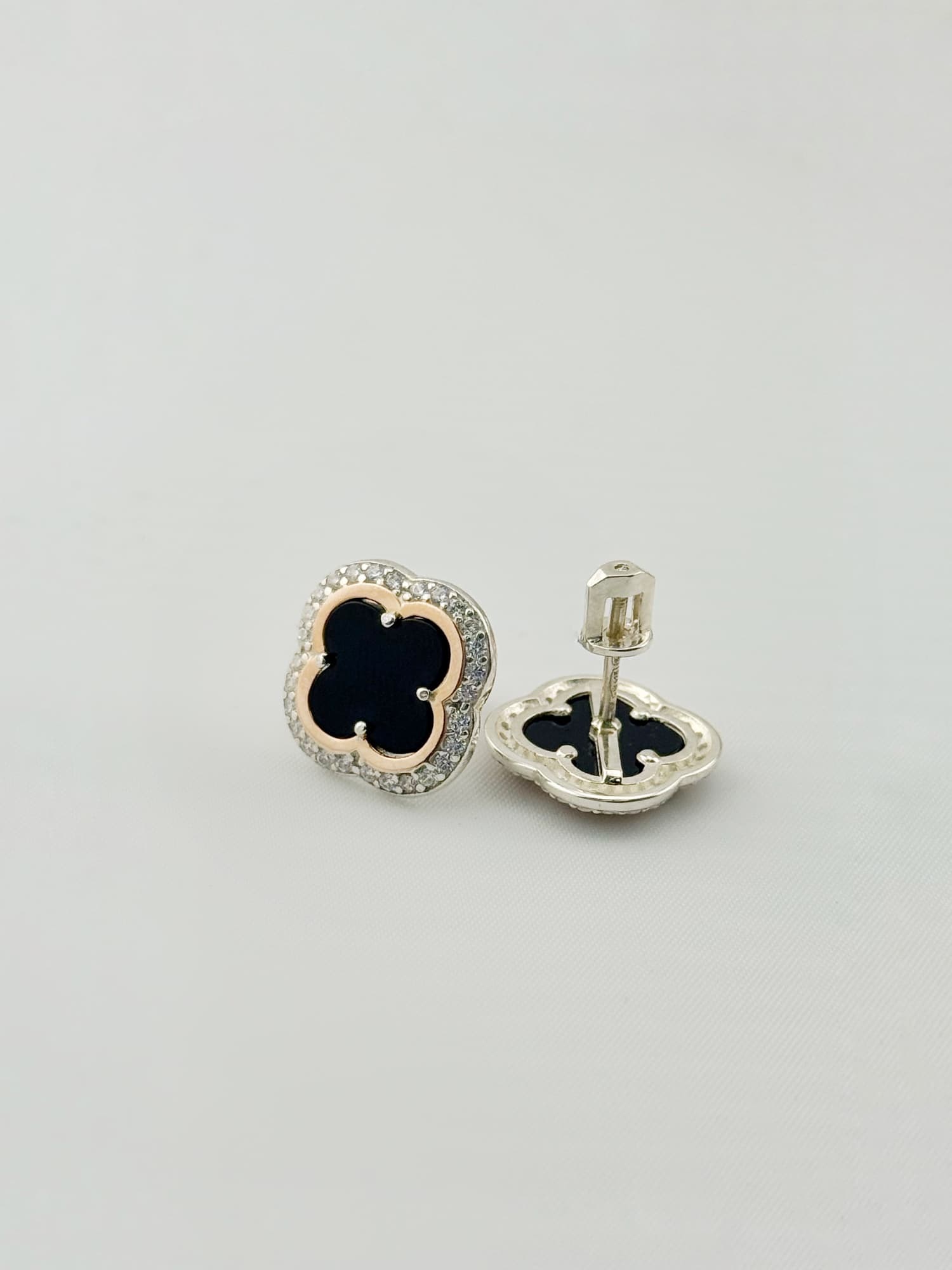 Sterling silver 925 “Clover” earrings with 375 gold overlay, black onyx and cubic zirconia